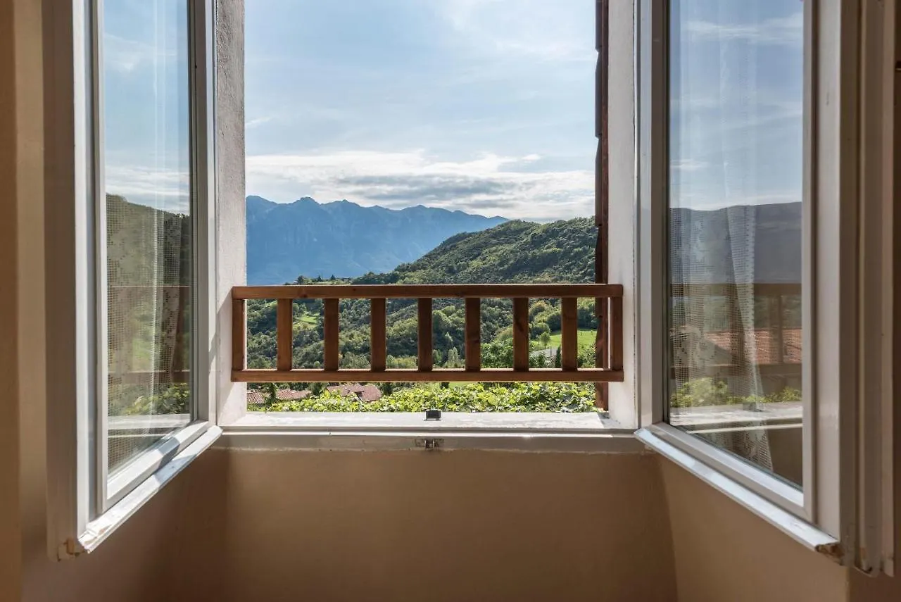 Casa Vacanze Voiandes Tremosine Apartment